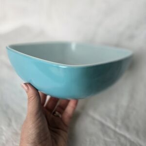 Turquoise Vintage Pyrex Square Serving Bowl 025 2.5 Qt